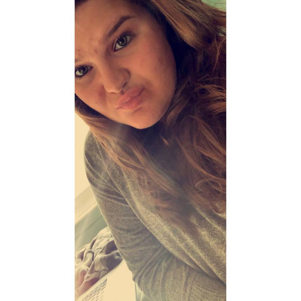 Meet your Posher, Carly